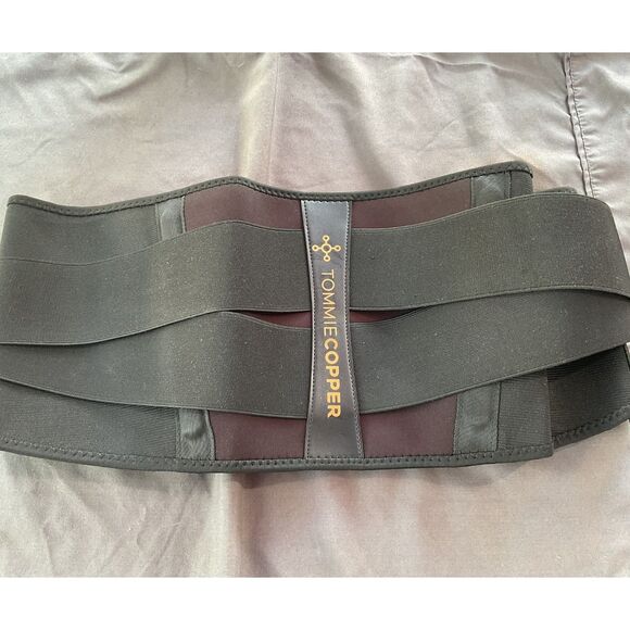 Tommy Copper Adjustable Back Wrap - Picture 4 of 5